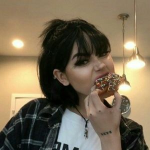 Meet your Posher, Katya